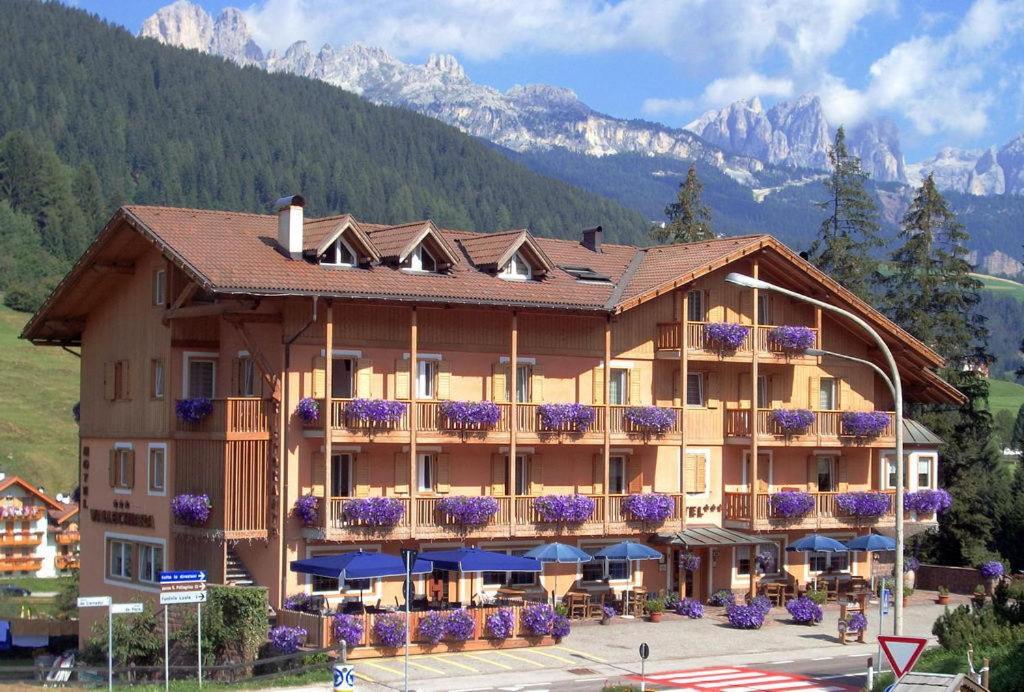 Hotel Vallechiara Moena Extérieur photo