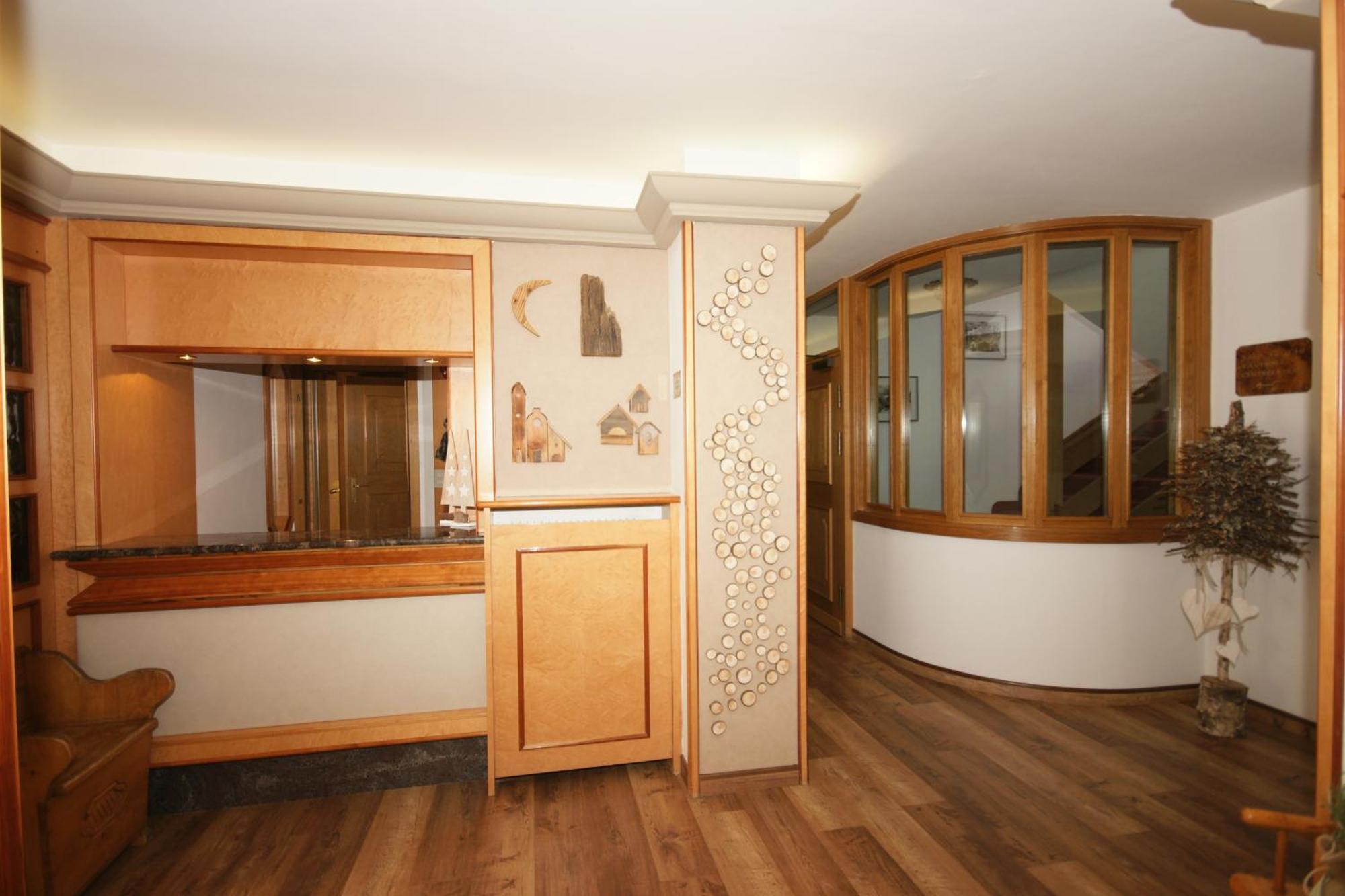 Hotel Vallechiara Moena Extérieur photo