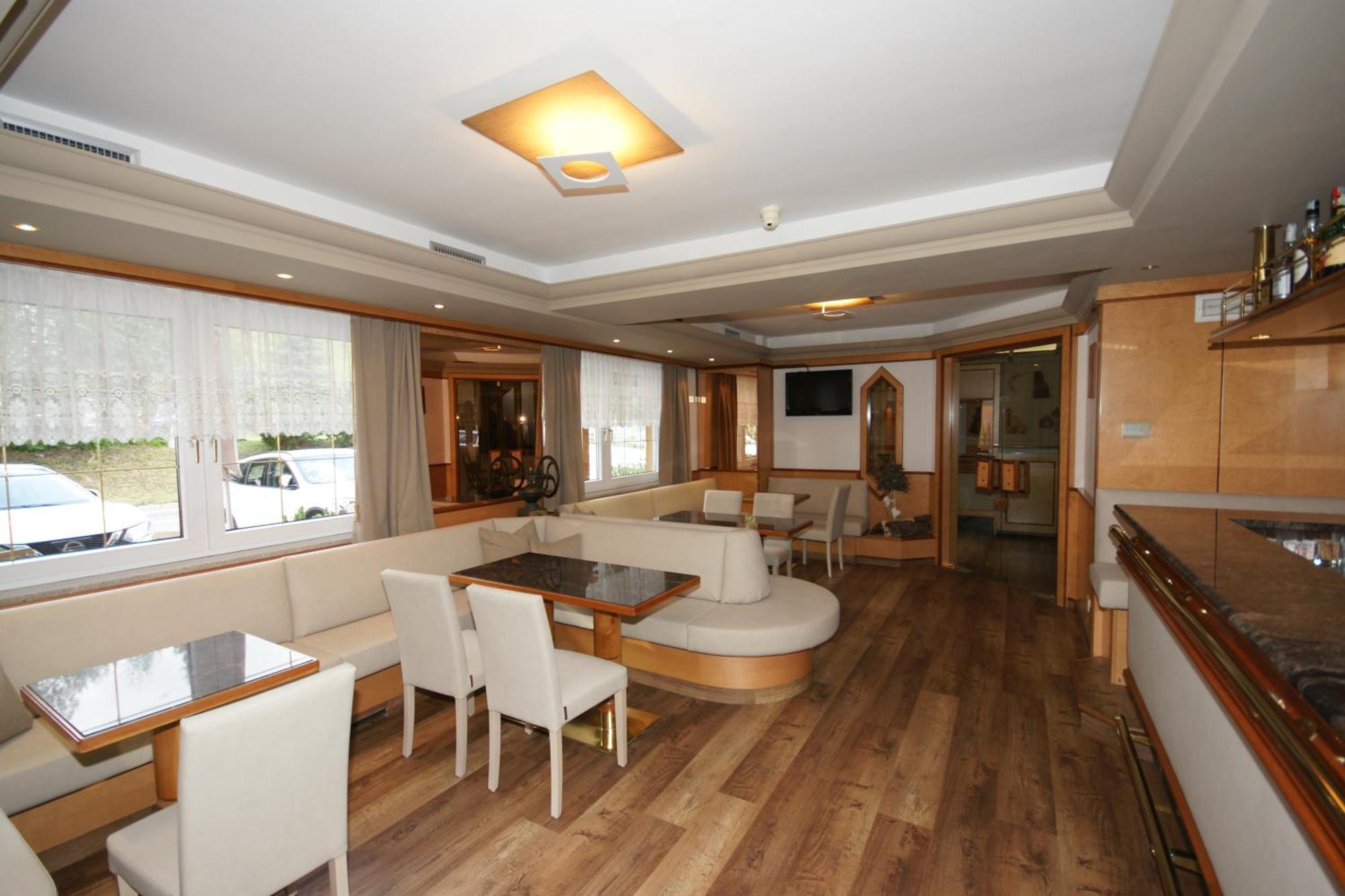 Hotel Vallechiara Moena Extérieur photo