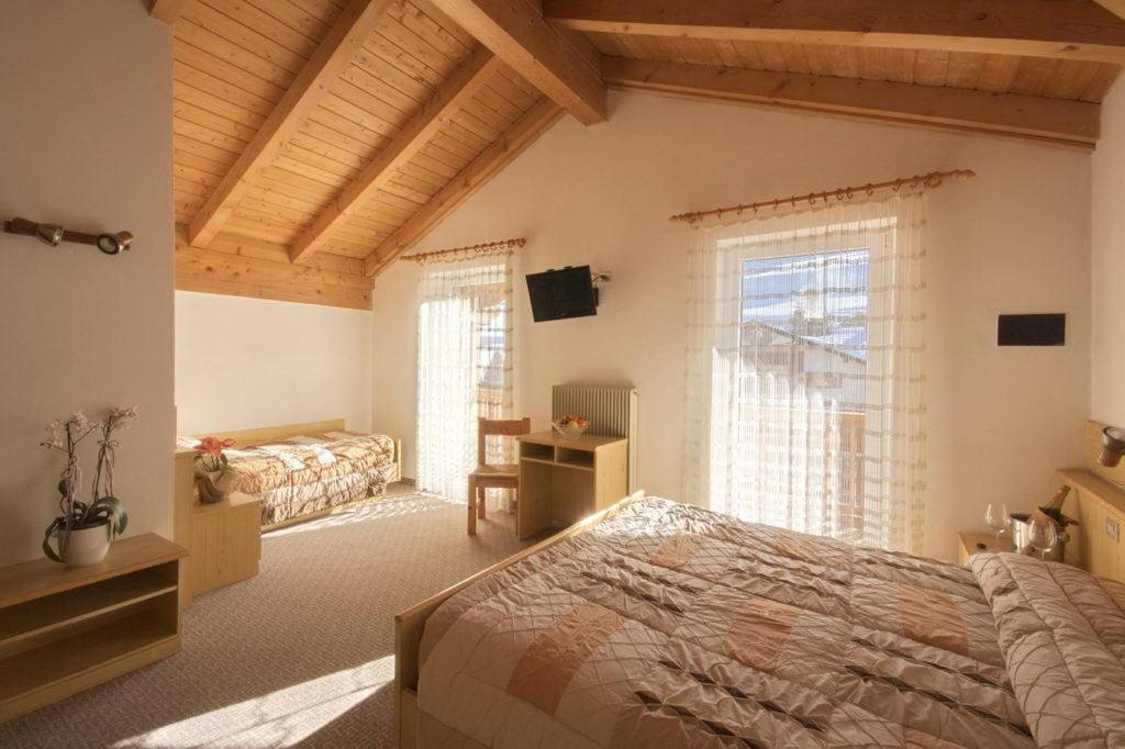 Hotel Vallechiara Moena Chambre photo